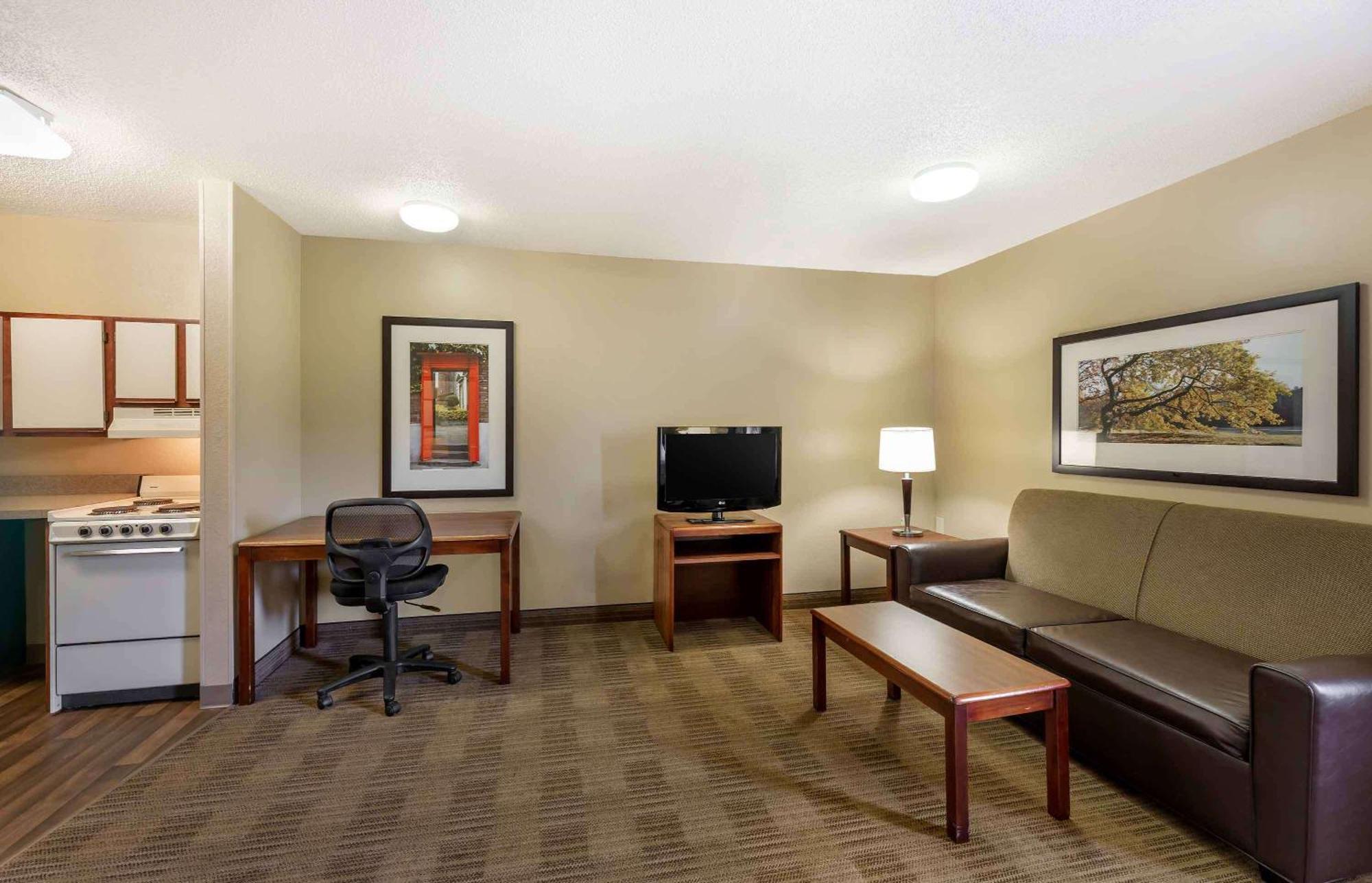 Extended Stay America Suites - Cleveland - Great Northern Mall Норт-Олмстед Экстерьер фото